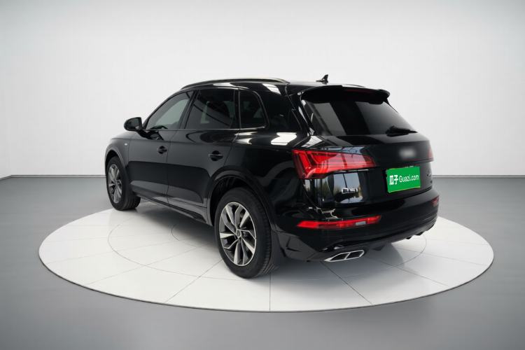 Used Audi Q5L 2025 quattro 45th Anniversary Edition 40 TFSI Luxury Dynamic Model Exterior 2