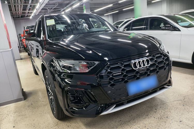 Used Audi Q5L 2025 quattro 45th Anniversary Edition 45 TFSI Luxury Dynamic Model Exterior 2