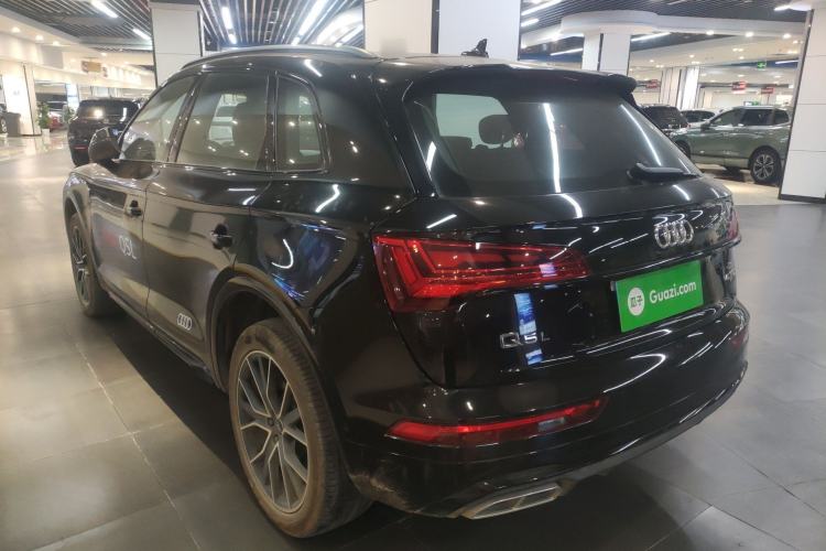 Used Audi Q5L 2025 quattro 45th Anniversary Edition 45 TFSI Luxury Dynamic Model Exterior 2