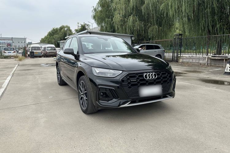 Used Audi Q5L 2025 quattro 45th Anniversary Edition 45 TFSI Luxury Dynamic Model Exterior 2