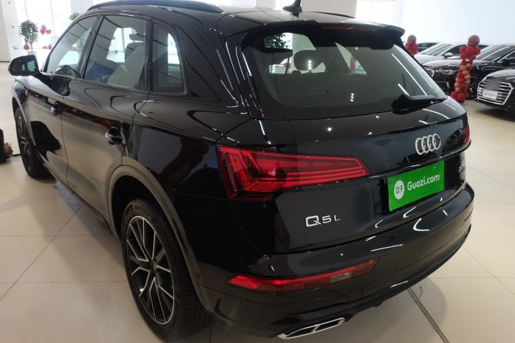 Used Audi Q5L 2025 quattro 45th Anniversary Edition 45 TFSI Luxury Dynamic Model Exterior 2