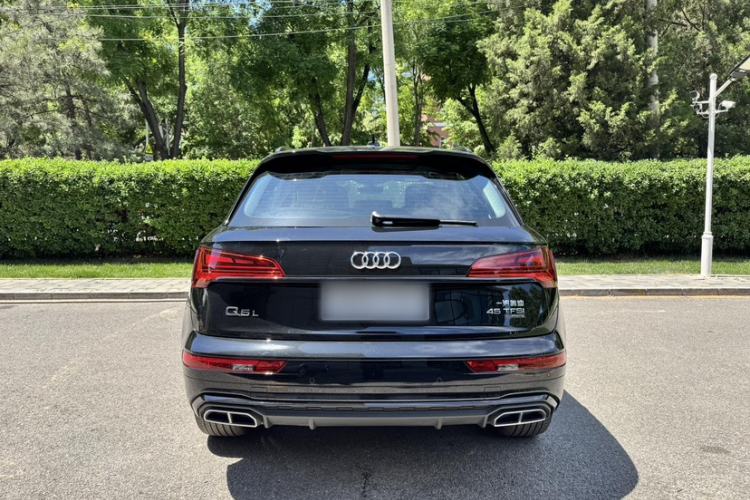 Used Audi Q5L 2025 quattro 45th Anniversary Edition 45 TFSI Luxury Dynamic Model Exterior 3
