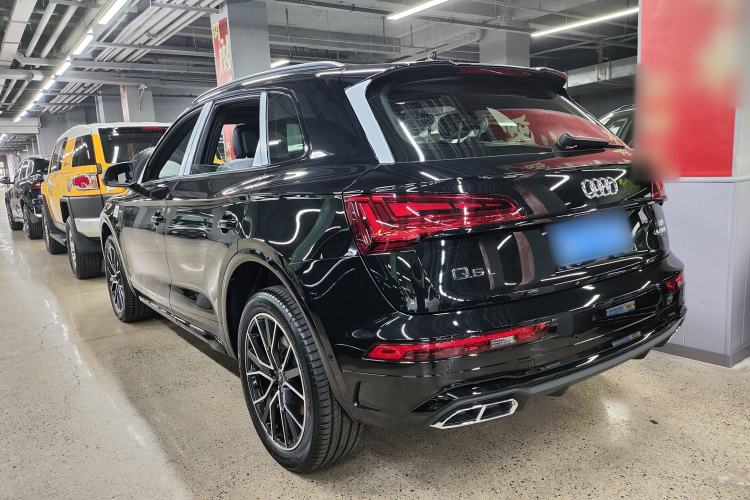 Used Audi Q5L 2025 quattro 45th Anniversary Edition 45 TFSI Luxury Dynamic Model Exterior 3