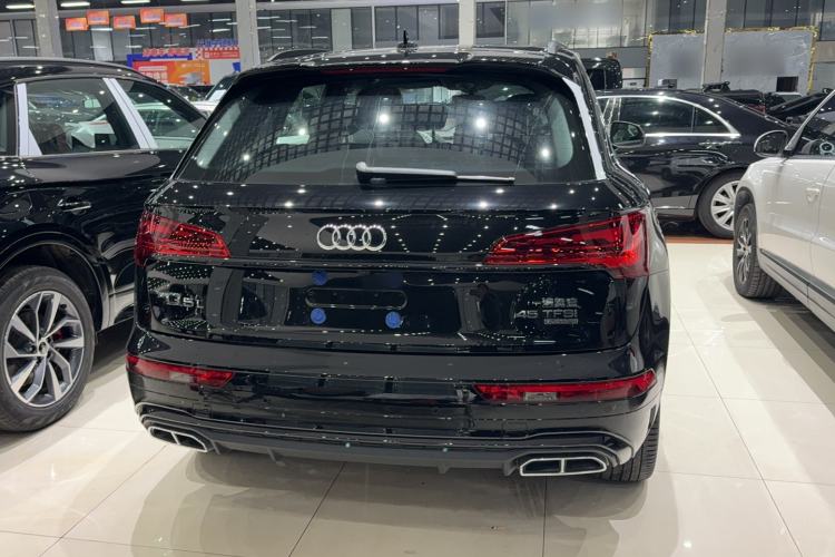 Used Audi Q5L 2025 quattro 45th Anniversary Edition 45 TFSI Luxury Dynamic Model Exterior 4