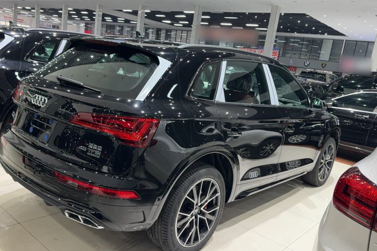 Used Audi Q5L 2025 quattro 45th Anniversary Edition 45 TFSI Luxury Dynamic Model Exterior 5