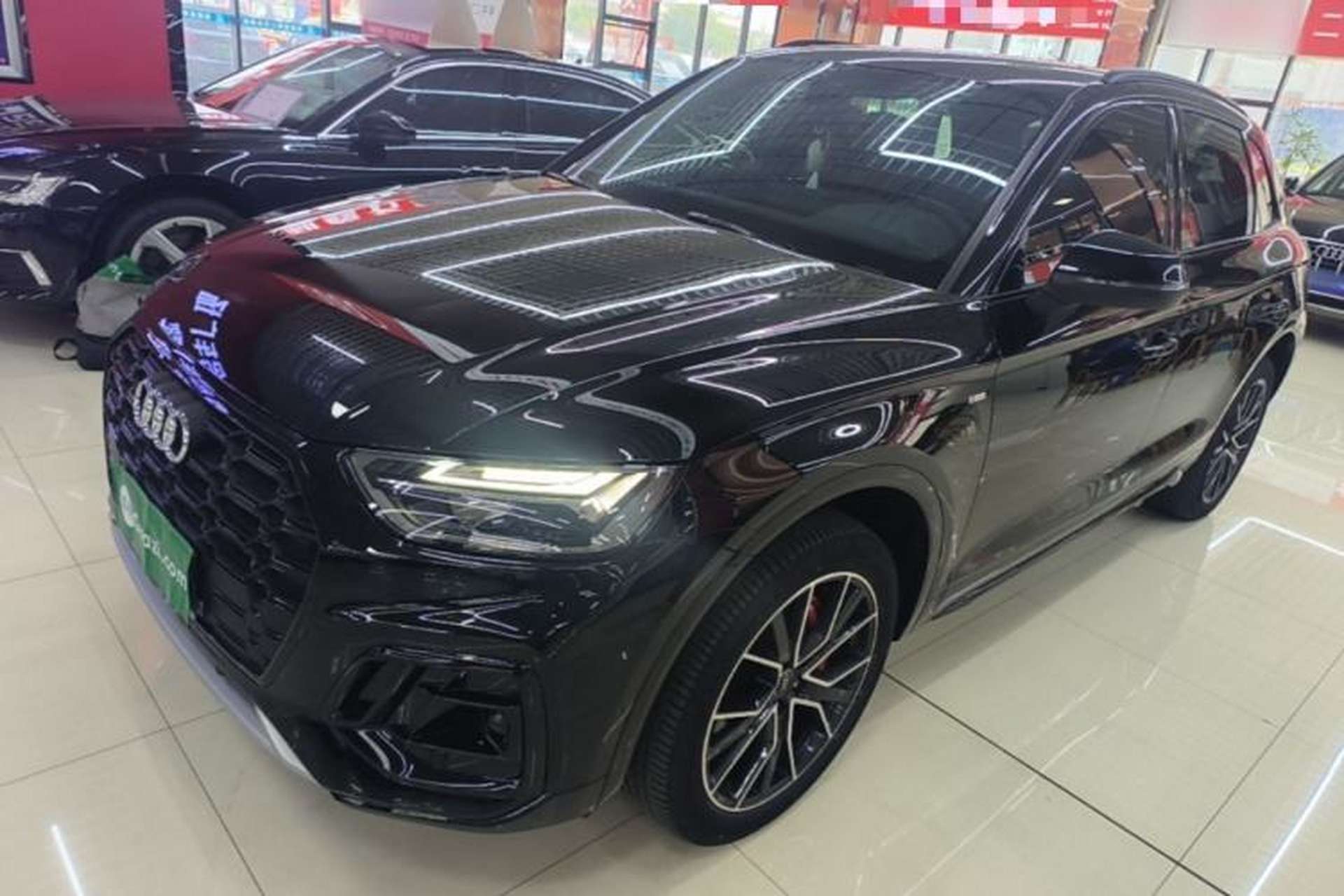 Used Audi Q5L 2025 40 TFSI Luxury Dynamic Edition Front Left 45 Deg