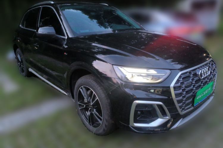 Used Audi Q5L 2025 40 TFSI Fashionable and Dynamic Edition Front Right 45 Deg