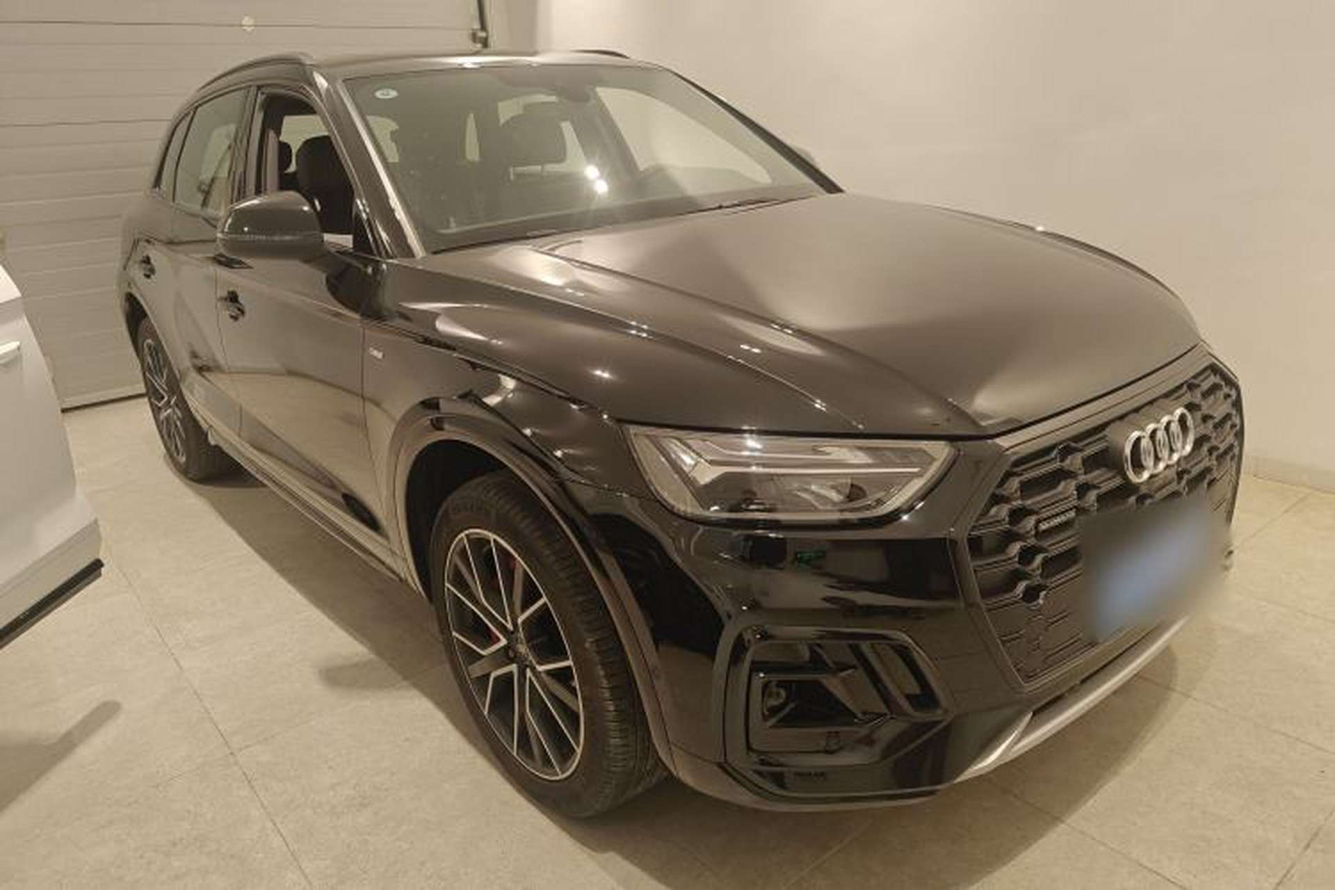 Used Audi Q5L 2025 quattro 45th Anniversary Edition 45 TFSI Luxury Dynamic Model Front Right 45 Deg