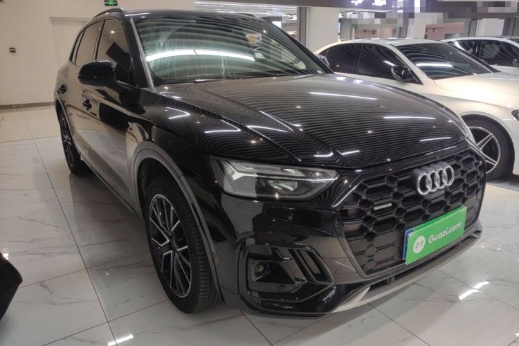 Used Audi Q5L 2025 quattro 45th Anniversary Edition 45 TFSI Luxury Dynamic Model Front Right 45 Deg