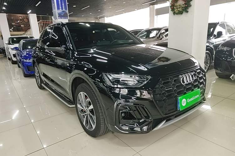Used Audi Q5L 2025 40 TFSI Luxury Dynamic Edition Front Right 45 Deg