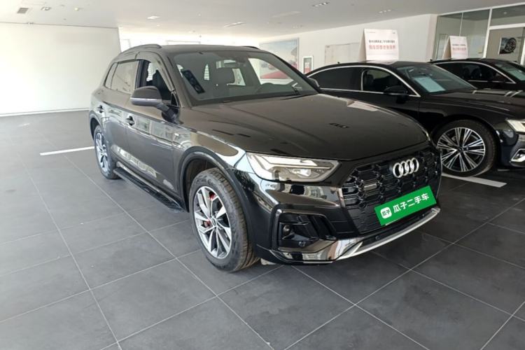 Used Audi Q5L 2025 40 TFSI Luxury Dynamic Edition Front Right 45 Deg