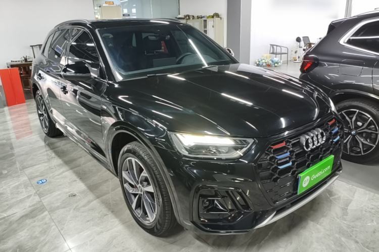 Used Audi Q5L 2025 40 TFSI Luxury Dynamic Edition Front Right 45 Deg