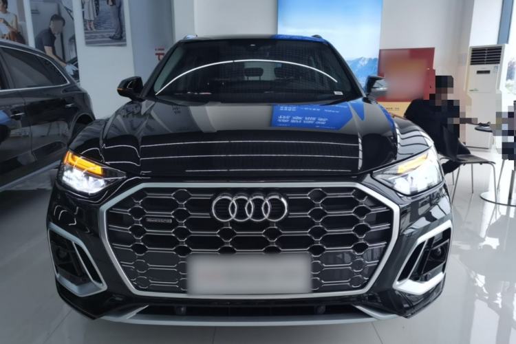 Used Audi Q5L 2025 quattro 45th Anniversary Edition 40 TFSI Sporty and Dynamic Model Front