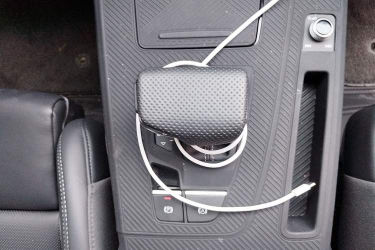 Used Audi Q5L 2025 45 TFSI Luxury Dynamic Edition Gear Lever