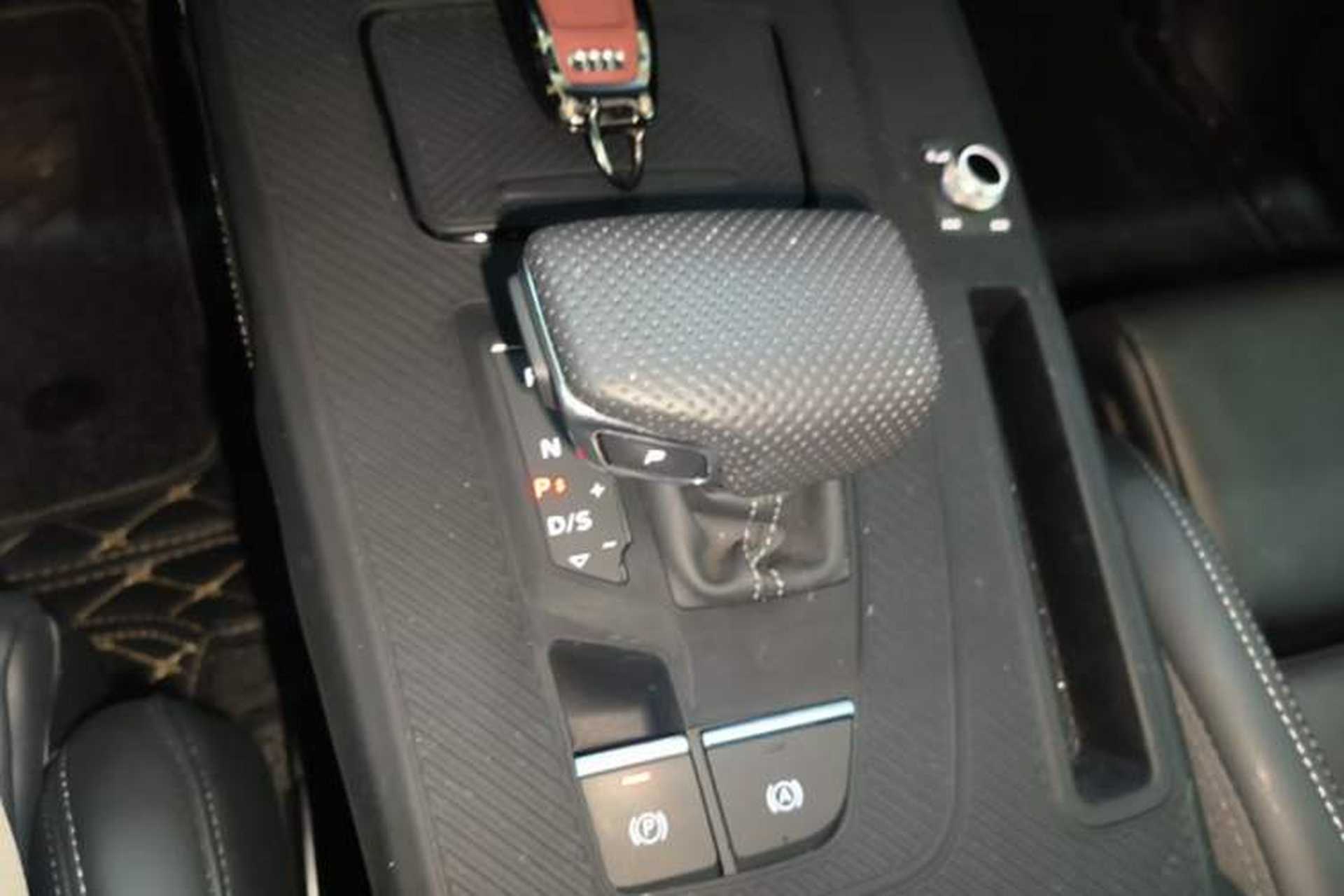 Used Audi Q5L 2025 40 TFSI Luxury Dynamic Edition Gear Lever