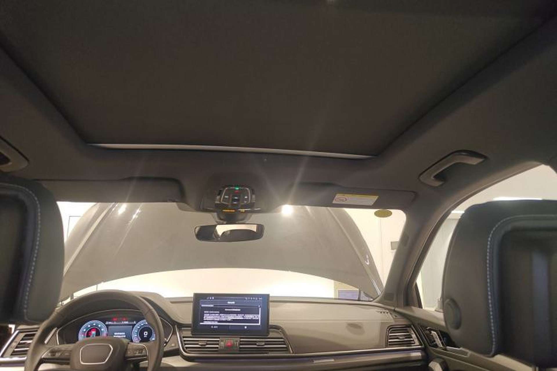 Used Audi Q5L 2025 quattro 45th Anniversary Edition 45 TFSI Luxury Dynamic Model Headliner