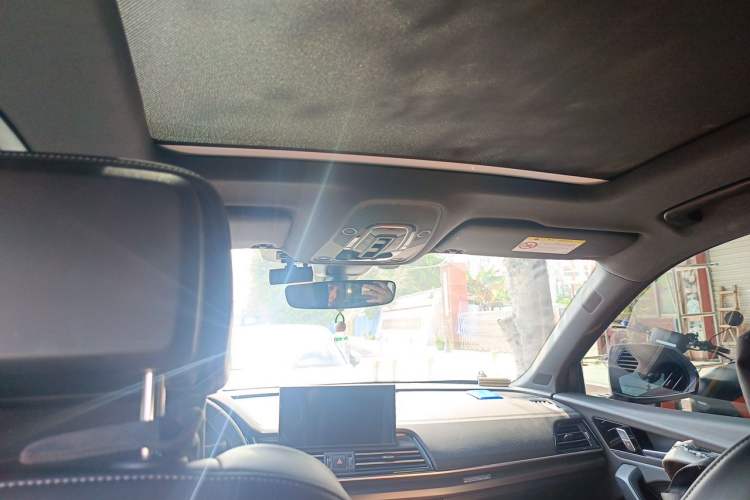 Used Audi Q5L 2025 45 TFSI Luxury Dynamic Edition Headliner