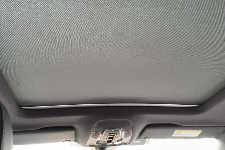 Used Audi Q5L 2025 40 TFSI Luxury Dynamic Edition Headliner