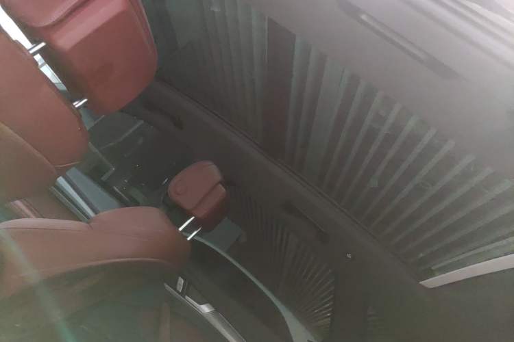 Used Audi Q5L 2025 quattro 45th Anniversary Edition 45 TFSI Luxury Dynamic Model Headliner