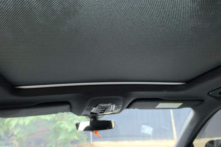Used Audi Q5L 2025 quattro 45th Anniversary Edition 45 TFSI Luxury Dynamic Model Headliner
