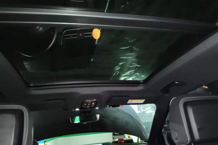 Used Audi Q5L 2025 45 TFSI Prestige Dynamic Edition Headliner