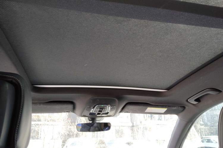Used Audi Q5L 2025 40 TFSI Luxury Dynamic Edition Headliner