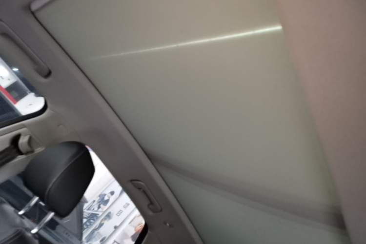 Used Audi Q5L 2025 quattro 45th Anniversary Edition 40 TFSI Sporty and Dynamic Model Headliner