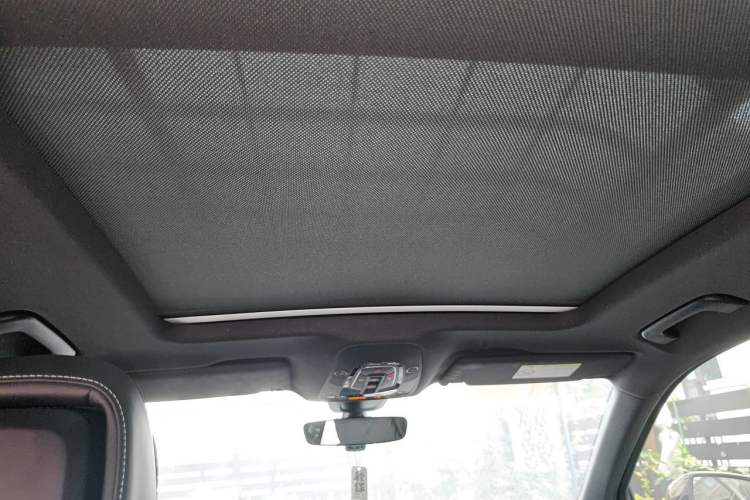 Used Audi Q5L 2025 40 TFSI Luxury Dynamic Edition Headliner