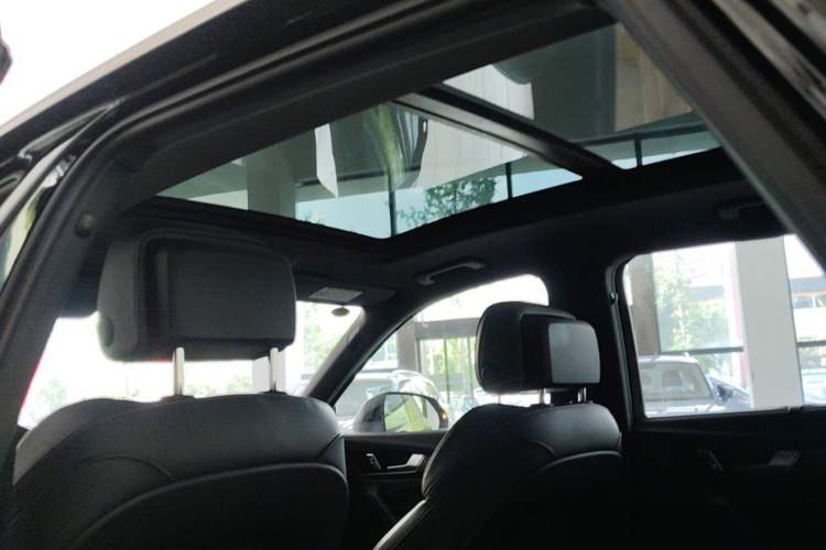 Used Audi Q5L 2025 quattro 45th Anniversary Edition 45 TFSI Prestige Dynamic Model Headliner
