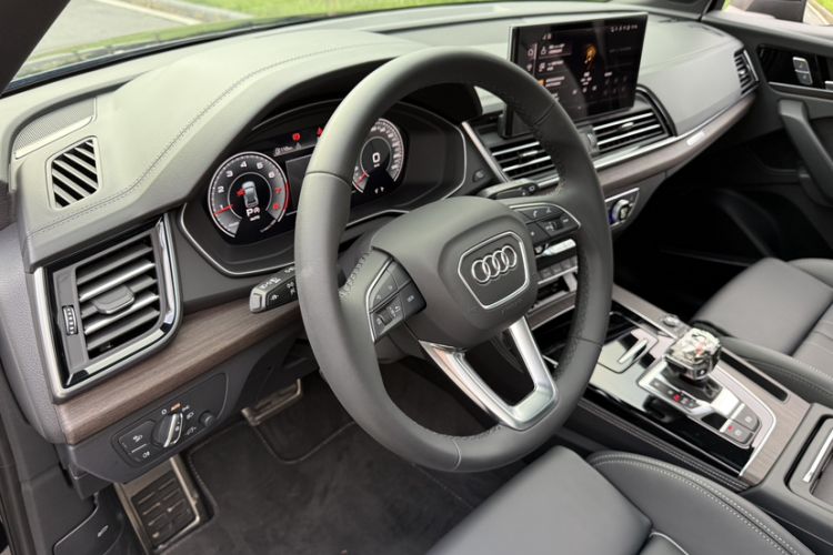 Used Audi Q5L 2025 45 TFSI Prestige Dynamic Edition Interior 3