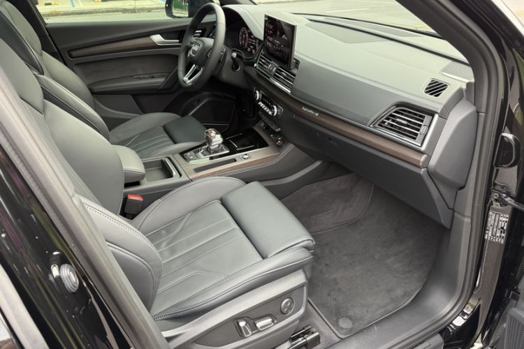 Used Audi Q5L 2025 45 TFSI Prestige Dynamic Edition Interior 7