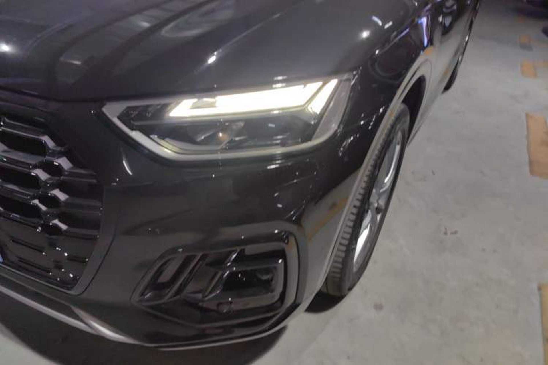 Used Audi Q5L 2025 quattro 45th Anniversary Edition 40 TFSI Luxury Dynamic Model Left Front Headlight