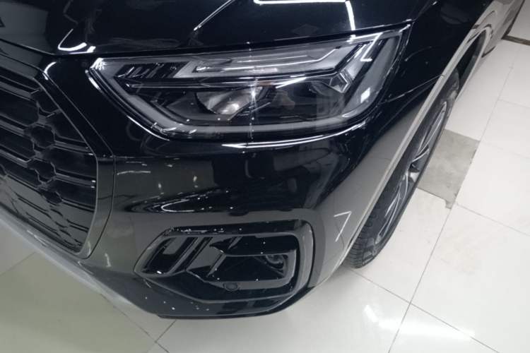 Used Audi Q5L 2025 40 TFSI Luxury Dynamic Edition Left Front Headlight