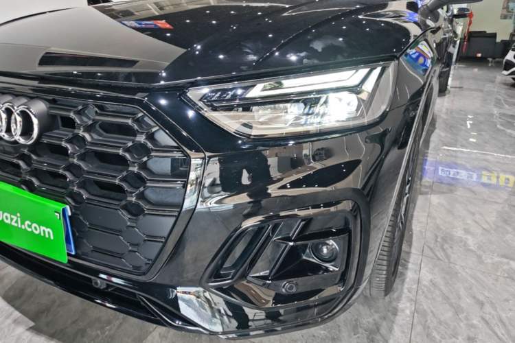 Used Audi Q5L 2025 quattro 45th Anniversary Edition 45 TFSI Luxury Dynamic Model Left Front Headlight