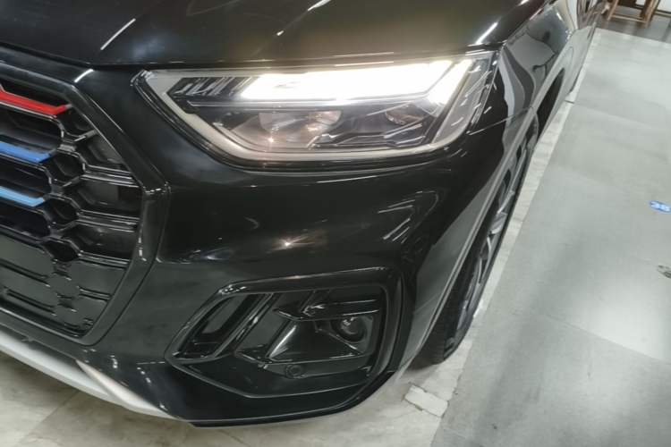 Used Audi Q5L 2025 40 TFSI Luxury Dynamic Edition Left Front Headlight