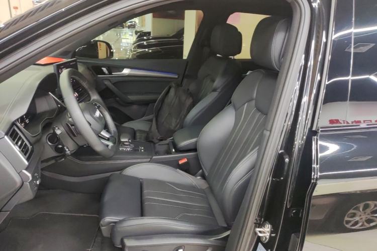 Used Audi Q5L 2025 45 TFSI Luxury Dynamic Edition Left Front Seat