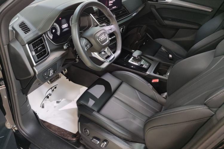 Used Audi Q5L 2025 quattro 45th Anniversary Edition 45 TFSI Luxury Dynamic Model Left Front Seat