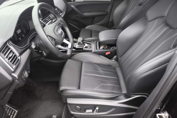 Used Audi Q5L 2025 45 TFSI Luxury Dynamic Edition Left Front Seat