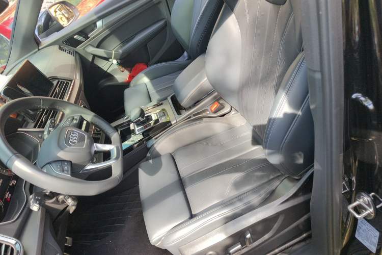 Used Audi Q5L 2025 40 TFSI Luxury Dynamic Edition Left Front Seat