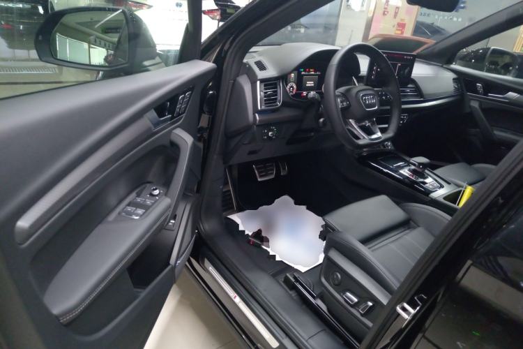 Used Audi Q5L 2025 quattro 45th Anniversary Edition 45 TFSI Luxury Dynamic Model Left Front Seat