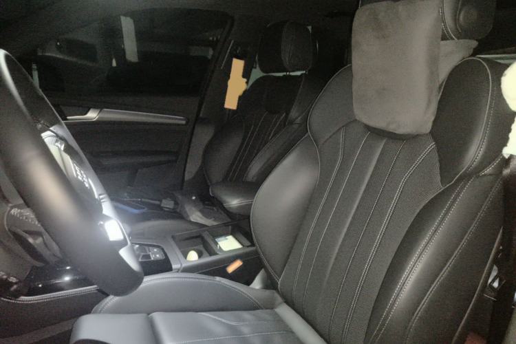 Used Audi Q5L 2025 quattro 45th Anniversary Edition 40 TFSI Luxury Dynamic Model Left Front Seat