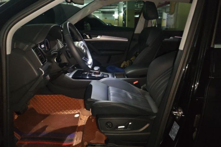 Used Audi Q5L 2025 40 TFSI Fashionable and Dynamic Edition Left Front Seat
