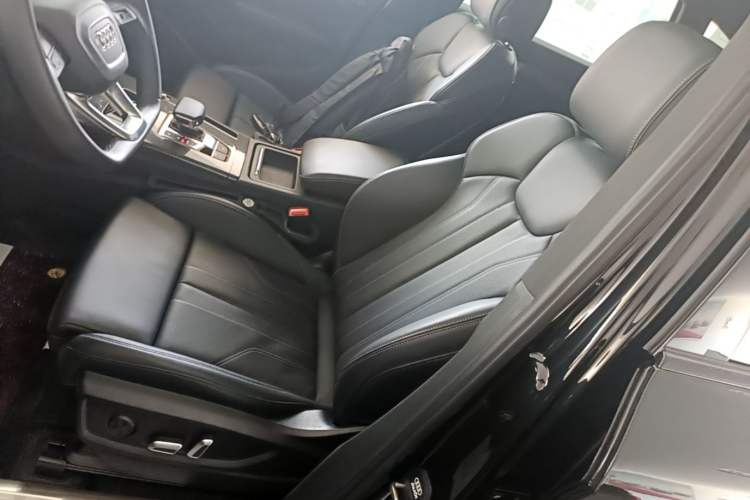 Used Audi Q5L 2025 40 TFSI Luxury Dynamic Edition Left Front Seat