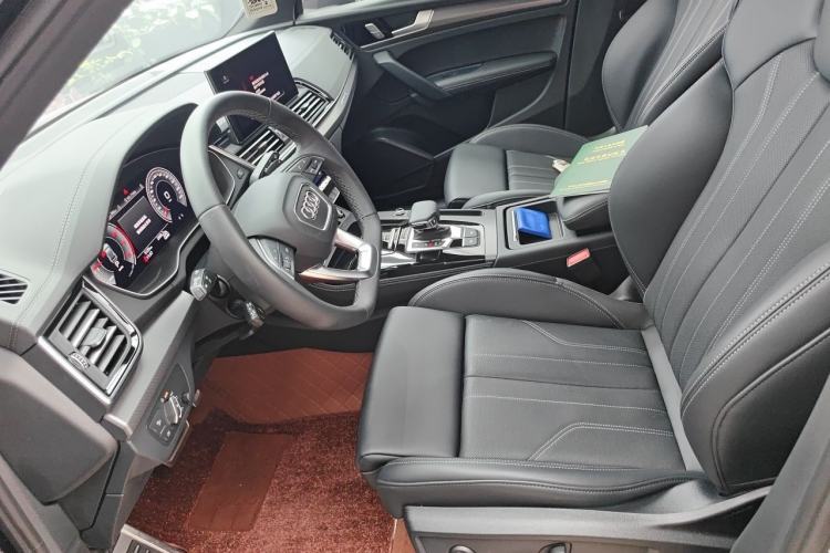Used Audi Q5L 2025 40 TFSI Luxury Dynamic Edition Left Front Seat