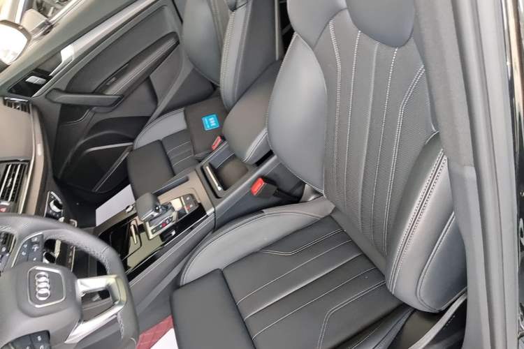 Used Audi Q5L 2025 45 TFSI Luxury Dynamic Edition Left Front Seat
