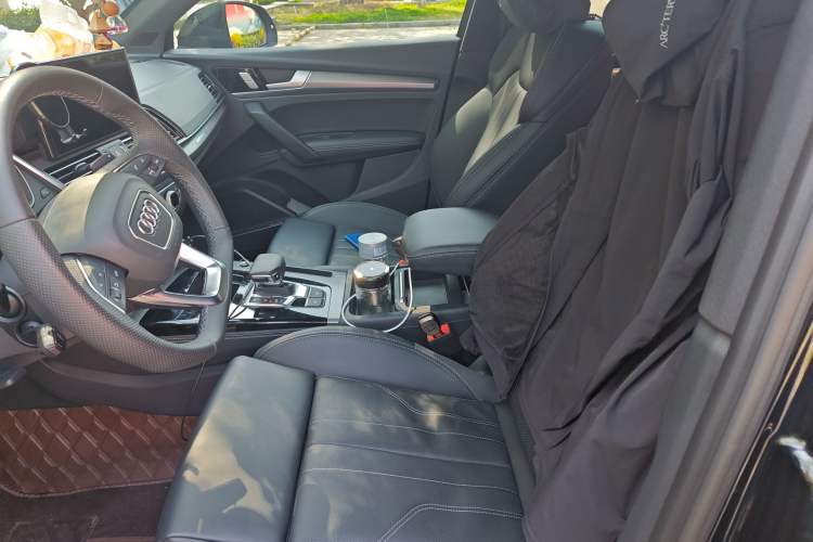 Used Audi Q5L 2025 quattro 45th Anniversary Edition 45 TFSI Luxury Dynamic Model Left Front Seat