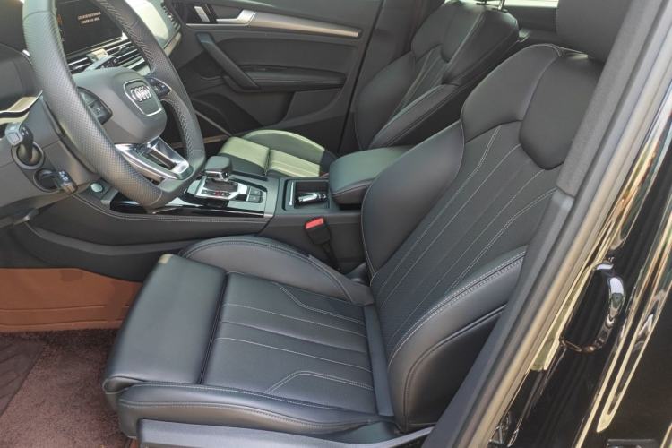 Used Audi Q5L 2025 45 TFSI Luxury Dynamic Edition Left Front Seat