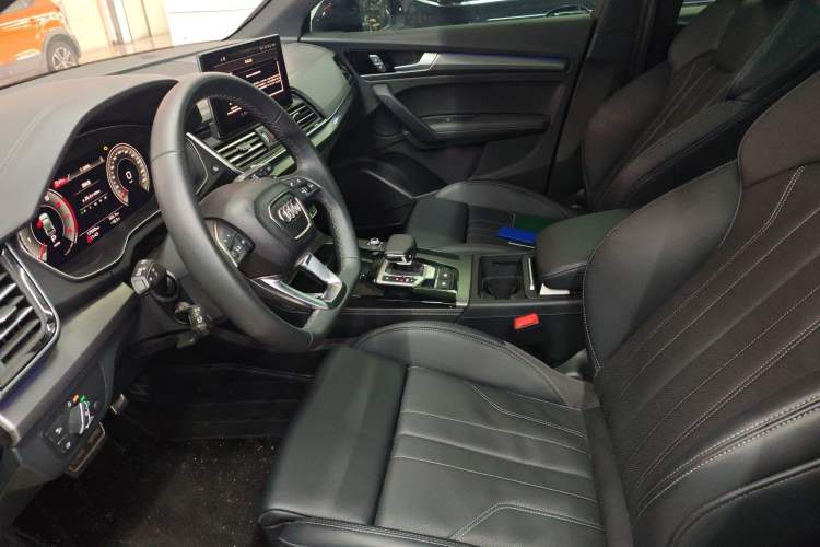 Used Audi Q5L 2025 40 TFSI Luxury Dynamic Edition Left Front Seat