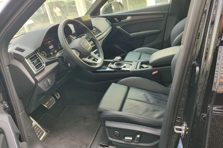 Used Audi Q5L 2025 quattro 45th Anniversary Edition 45 TFSI Prestige Dynamic Model Left Front Seat