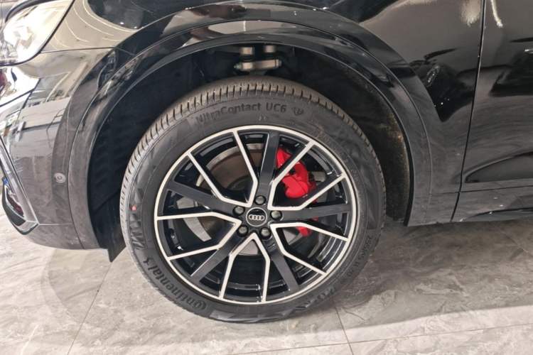 Used Audi Q5L 2025 quattro 45th Anniversary Edition 45 TFSI Luxury Dynamic Model Left Front Wheel Hub